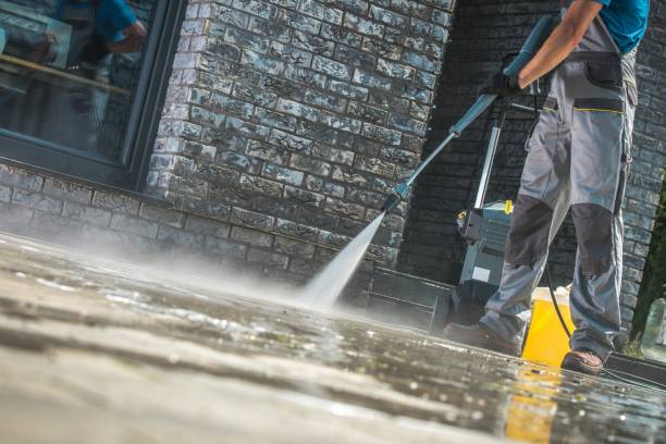 Best Parking Lot and Garage Cleaning  in Helotes, TX